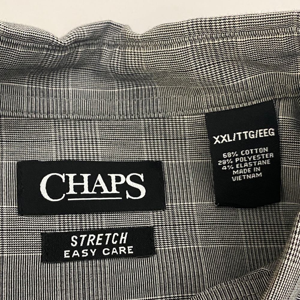 Chaps Men's Gray Checkered Button Down Shirt - Picture 2 of 8